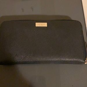 Black Kate spade wallet